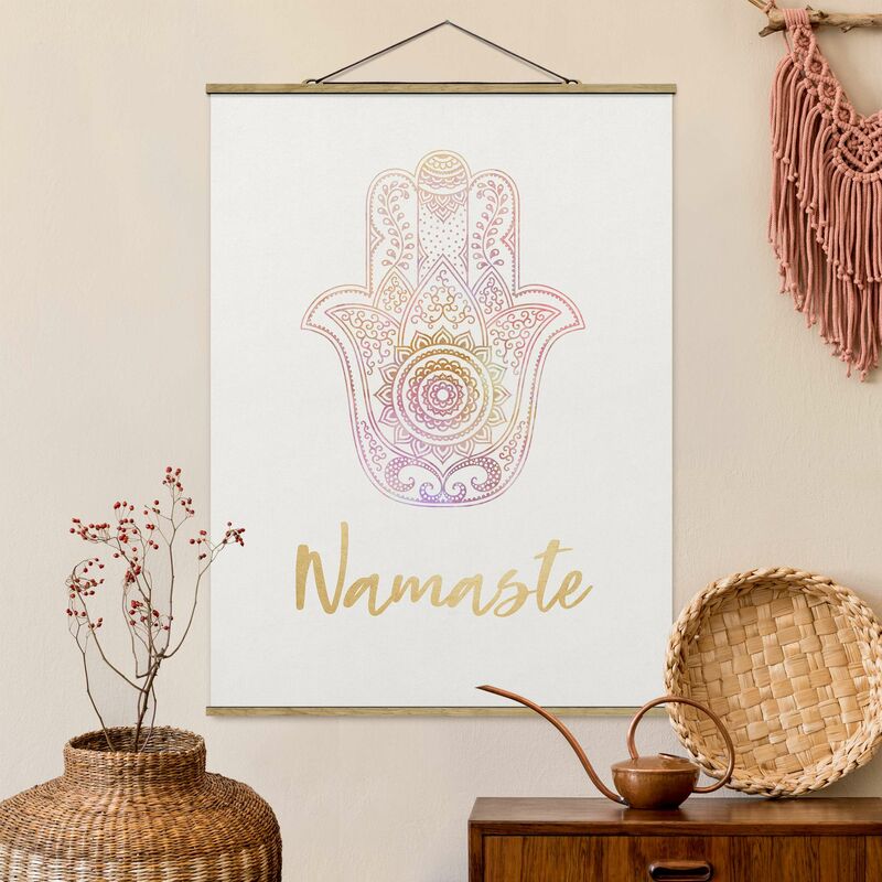 

Imagen de tela - Hamsa Hand Illustration Namaste Gold Pink - Alto 4:3 Dimensión LxA: 46.5cm x 35cm