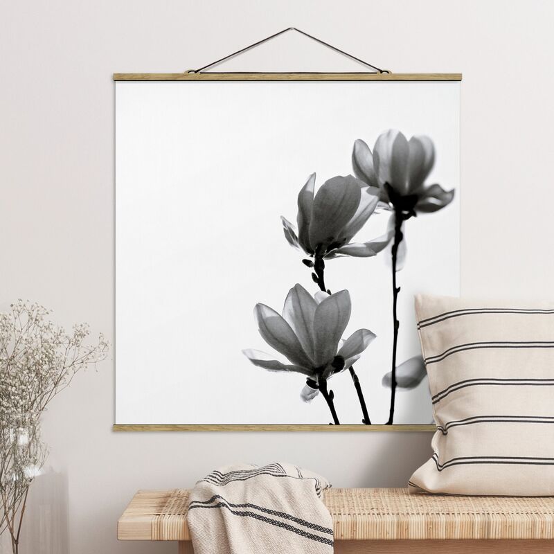 

Imagen de tela - Herald Of Spring Magnolia Black And White - Cuadrado 1:1 Dimensión LxA: 35cm x 35cm