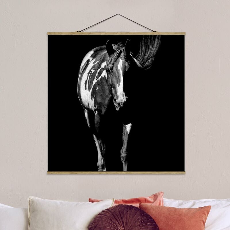 

Imagen de tela - Horse In The Dark - Cuadrado 1:1 Dimensión LxA: 80cm x 80cm