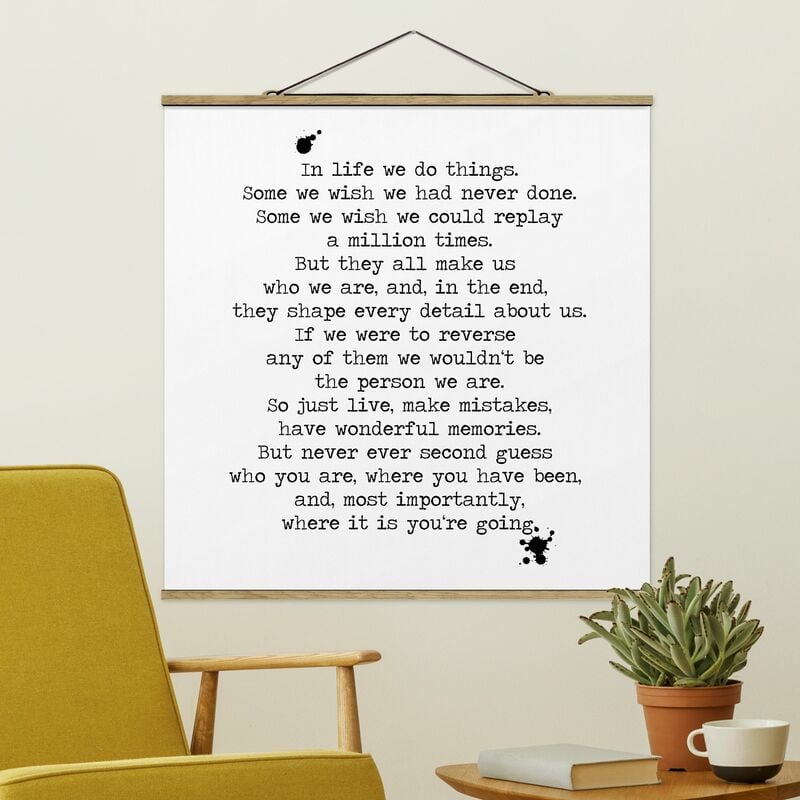 

Imagen de tela - In Life We Do Things - Cuadrado 1:1 Dimensión LxA: 50cm x 50cm