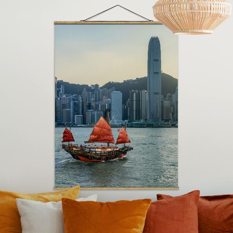 

Imagen de tela - Junk In Victoria Harbour - Alto 4:3 Dimensión LxA: 46.5cm x 35cm