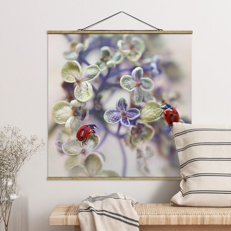 

Imagen de tela - Ladybug In The Garden - Cuadrado 1:1 Dimensión LxA: 35cm x 35cm