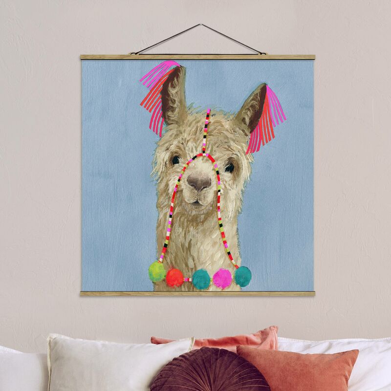 

Imagen de tela - Lama With Jewelry IV - Cuadrado 1:1 Dimensión LxA: 50cm x 50cm