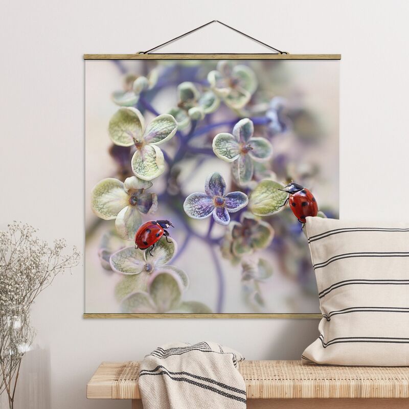 

Imagen de tela - Ladybug In The Garden - Cuadrado 1:1 Dimensión LxA: 50cm x 50cm