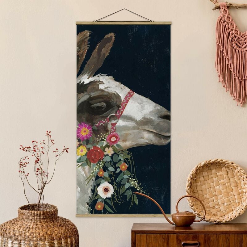 

Imagen de tela - Lama With Floral Decoration I - Alto 2:1 Dimensión LxA: 70cm x 35cm