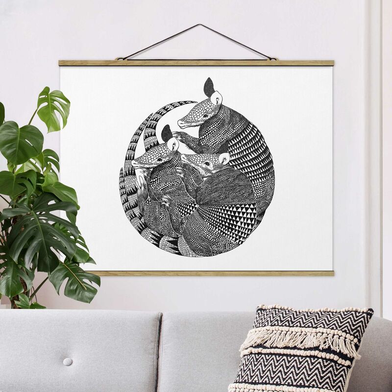 

Imagen de tela - Laura Graves - Illustration Armadillos Black And White Pattern - Apaisado 3:4 Dimensión LxA: 26cm x 35cm