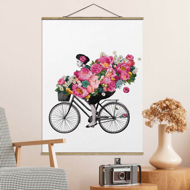 

Imagen de tela - Laura Graves - Illustration Woman On Bicycle Collage Colorful Flowers - Alto 4:3 Dimensión LxA: 133.5cm x 100cm