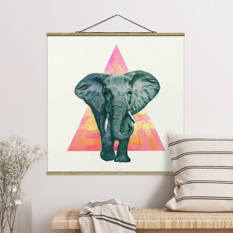 

Imagen de tela - Laura Graves - Illustration Elephant Front Triangle Painting - Cuadrado 1:1 Dimensión LxA: 80cm x 80cm