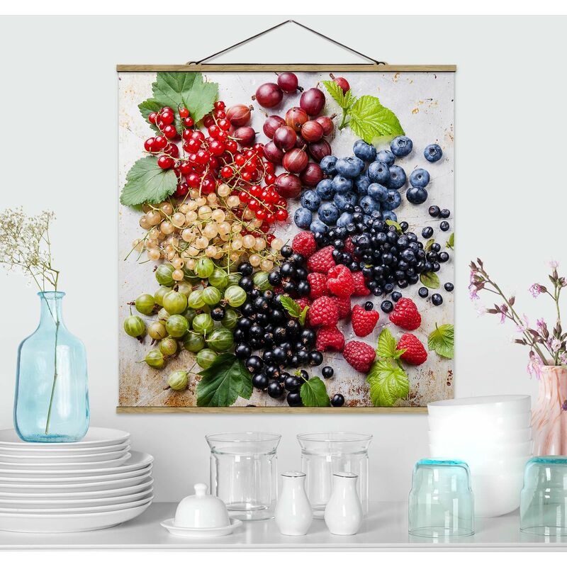 

Imagen de tela - Mixture Of Berries On Metal - Cuadrado 1:1 Dimensión LxA: 80cm x 80cm