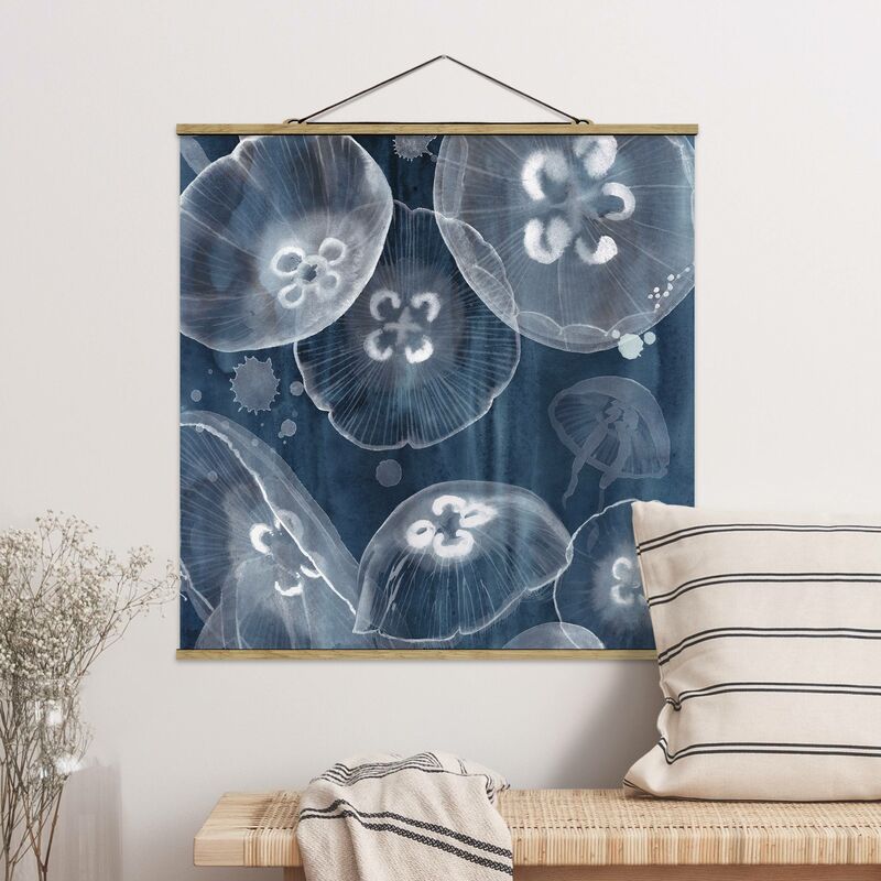 

Imagen de tela - Moon Jellyfish II - Cuadrado 1:1 Dimensión LxA: 100cm x 100cm