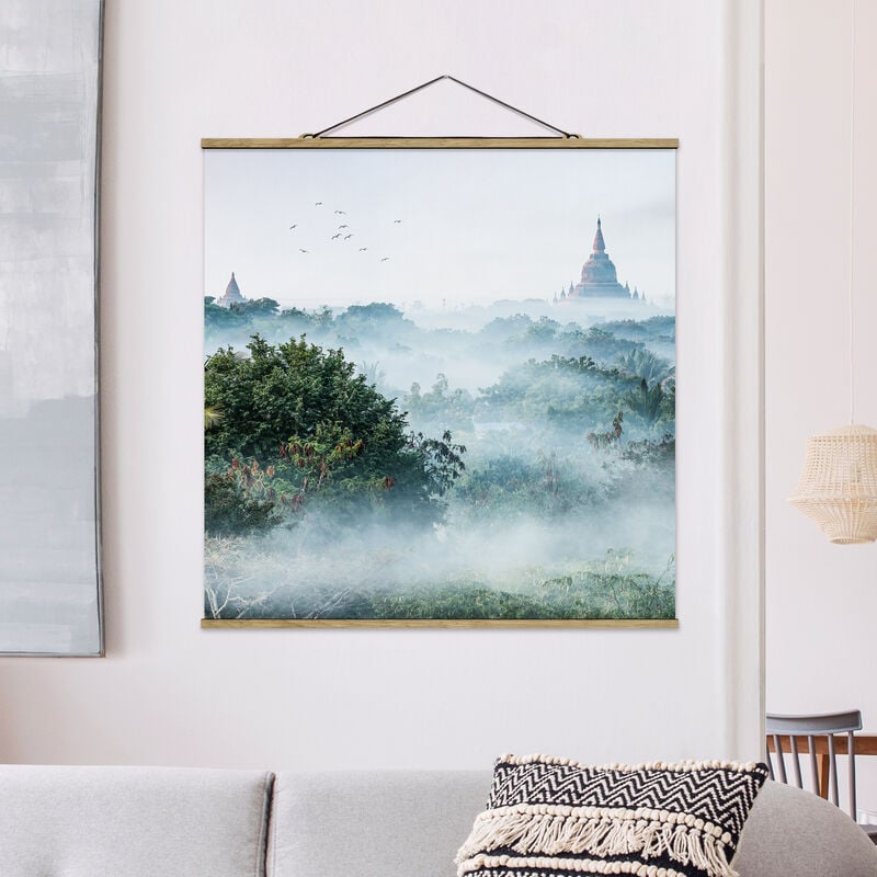 

Imagen de tela - Morning Fog Over The Jungle Of Bagan - Cuadrado 1:1 Dimensión LxA: 80cm x 80cm
