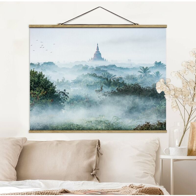 

Imagen de tela - Morning Fog Over The Jungle Of Bagan - Apaisado 3:4 Dimensión LxA: 37.5cm x 50cm
