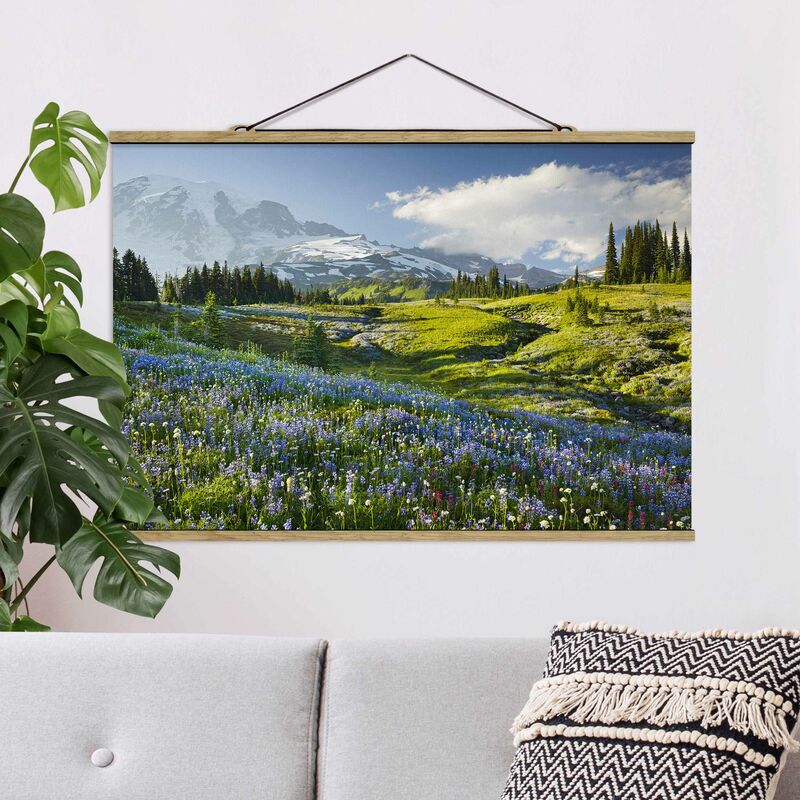 

Imagen de tela - Mountain Meadow With Flowers In Front Of Mt. Rainier - Apaisado 2:3 Dimensión LxA: 33.5cm x 50cm