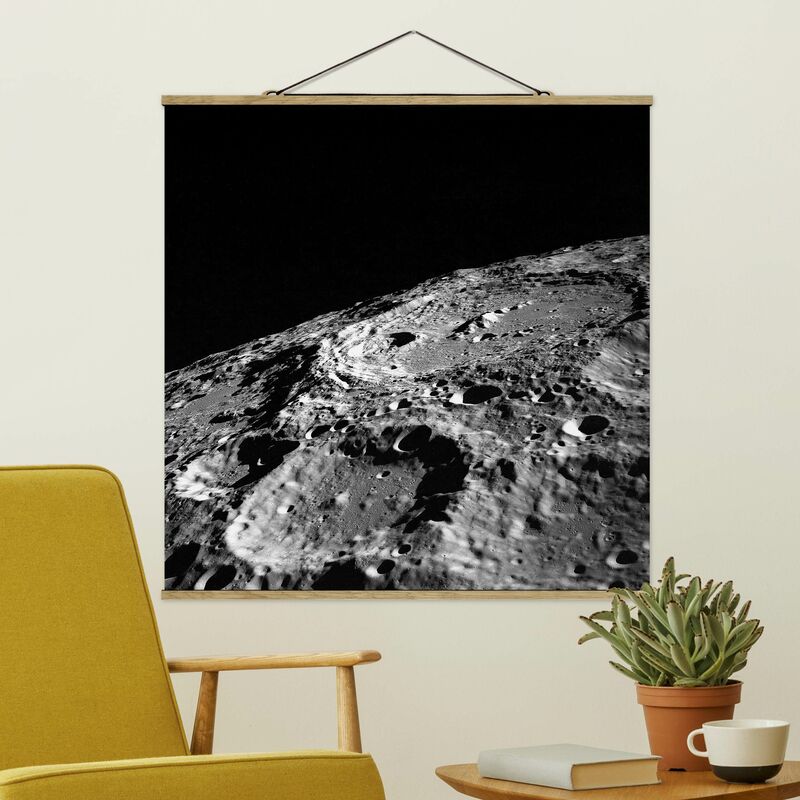 

Imagen de tela - NASA Picture Moon Crater - Cuadrado 1:1 Dimensión LxA: 50cm x 50cm