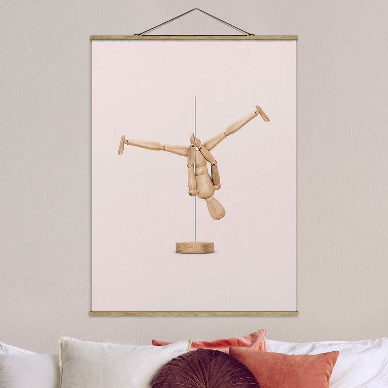 

Imagen de tela - Pole Dance With Wooden Figure - Alto 4:3 Dimensión LxA: 106.5cm x 80cm