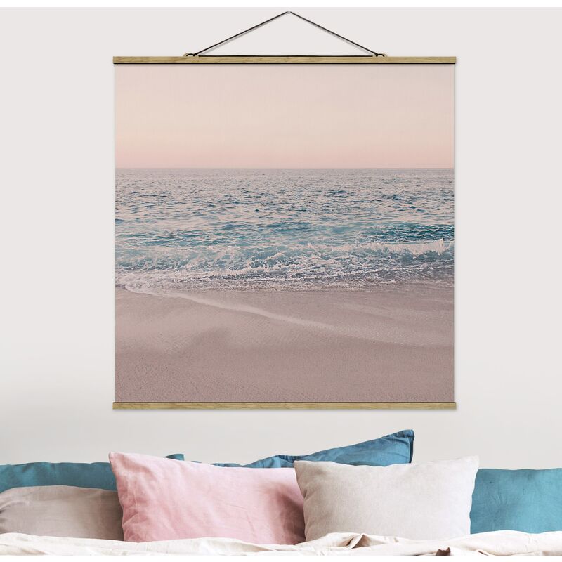 

Imagen de tela - Reddish Golden Beach In The Morning - Cuadrado 1:1 Dimensión LxA: 35cm x 35cm