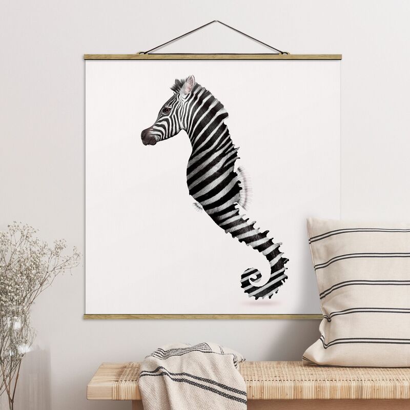 

Imagen de tela - Seahorse With Zebra Stripes - Cuadrado 1:1 Dimensión LxA: 50cm x 50cm