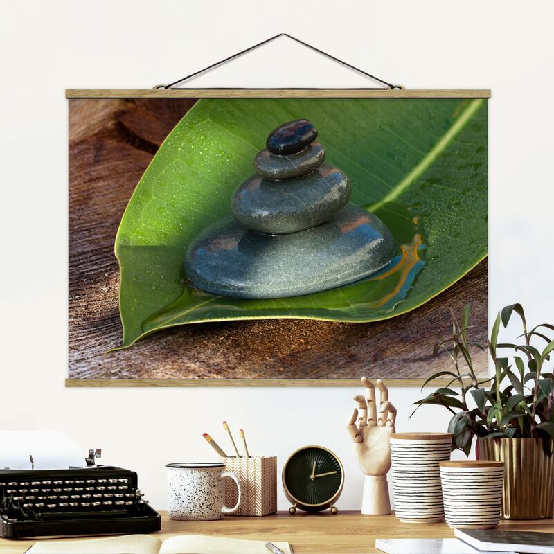 

Imagen de tela - Stone Tower On Green Leaf - Apaisado 2:3 Dimensión LxA: 66.5cm x 100cm