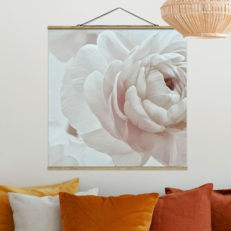 

Imagen de tela - White Flower In An Ocean Of Flowers - Cuadrado 1:1 Dimensión LxA: 100cm x 100cm