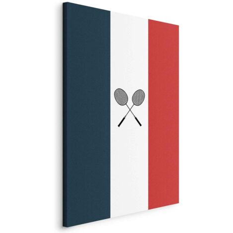 Imagen: Raquetas de bádminton negras con la bandera francesa de fondo.