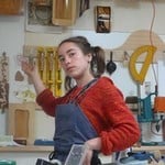 Alicia, marquetera, León