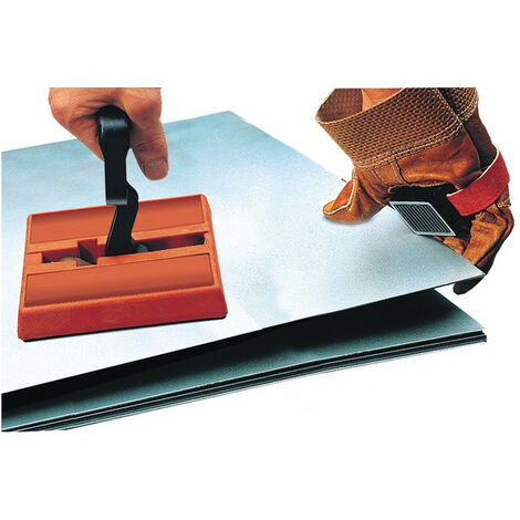 Magnete permanente L160xP150xH25mm con eccentrico sull'impugnatura a D, H totale 175mm 1,4 kN