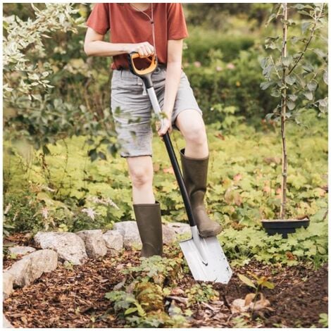 Fiskars 1066729 Xact Pointed Spade FSK1066729