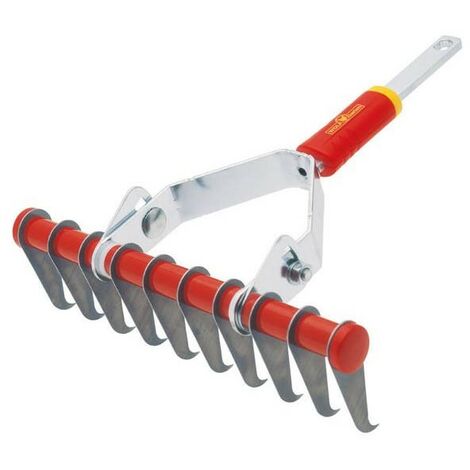 Aerator rake outlet