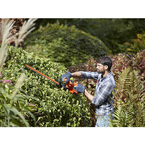 Hedge trimmer deals 240v