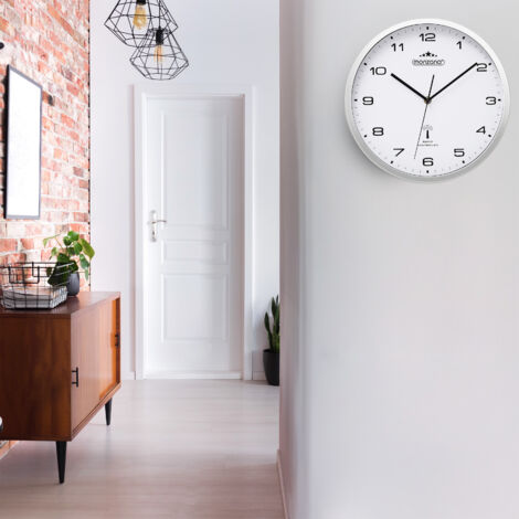 MONZANA® Horloge murale radio pilotée à quartz silencieuse blanc/argent Ø 31cm trotteuse Changement d'heure automatique