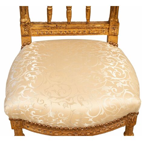 Chaise Louis XVI de style français en hêtre massif