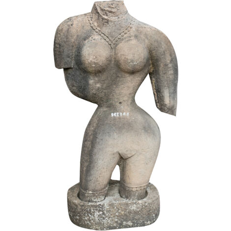 Estatua de piedra de un cuerpo de mujer (1/5)