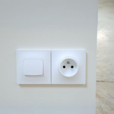 Legrand - Lot de 6 interrupteurs ou va-et-vient Neptune - blanc