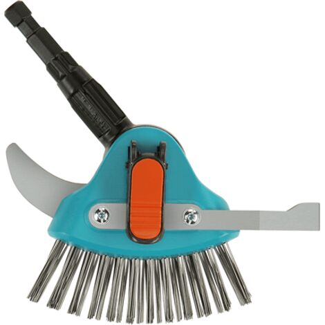 GARDENA Spazzola 3in1, per pulire e rimuovere erbacce in spazi stretti e larghi CombiSystem (3608-20)