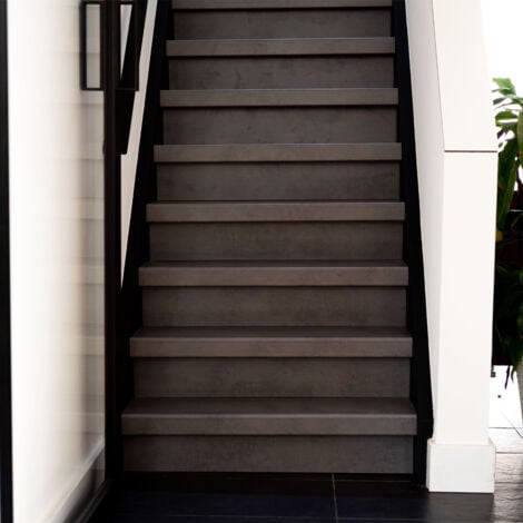 Lot de 3 contremarches rénovation d'escalier stratifié dark grey 1300 x 200 x 8 mm - PEFC 70%