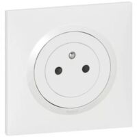 Legrand Dooxie 600735 Dooxie One socket outlet - 2P+T Surface - 16A - White