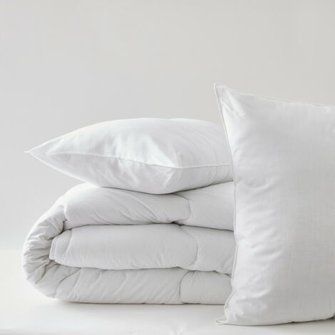 Pack Couette Blanrêve très chaude 140 x 200 + Oreiller 60 x 60 + Oreiller 45 x 70 Polycoton "Confort" traité Anti Acarien