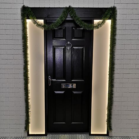 6m (20ft) x 10cm Fine Cut Green Christmas Garland Tree Decoration (1/5)