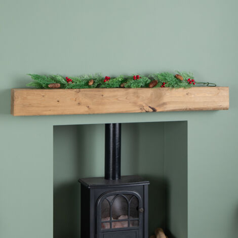 1.50m Pine and Red Berry Christmas Garland with Pinecones (1/5)