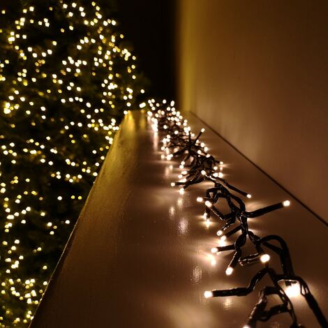 480 LED Christmas cluster lights 6.2m – Mains operated with timer – 8 light sequences – Vintage gold – Indoor outdoor use – Samuel Alexander (1/5)