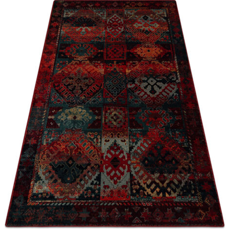 Wool carpet OMEGA AVAR Frame, diamonds, oriental - ruby red 200x300 cm (1/5)