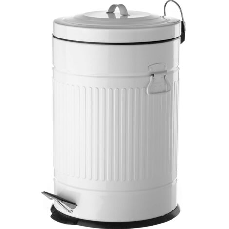 Cubos de basura para la cocina