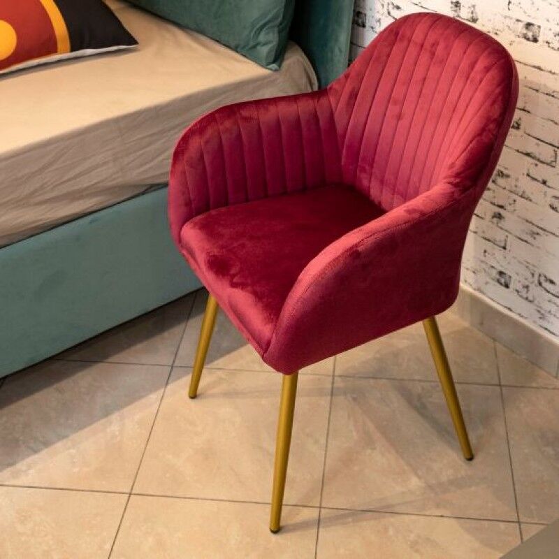 Poltroncina design in velluto bordeaux con gambe oro Romance Bordeaux