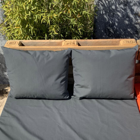 Ensemble de 2 coussins extérieurs pour salon palette Gris anthracite 50x60 cm (1/2)