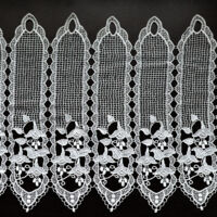 Brise bise en macramé esprit fleuri Blanc 90x60 cm