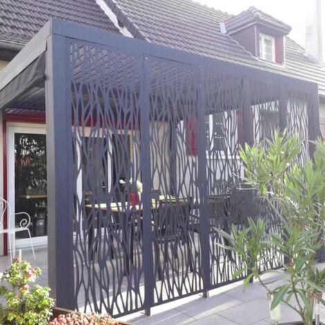 Pergola bioclimatique Habrita Foresta PER36M30R BI alu 10,80m2 gris avec panneaux moucharabieh pour côté 3,60m et rideau manuel pour côté 3m