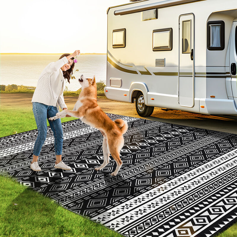 B-USA 9x12ft Reversible Outdoor Rug - Moroccan Pattern, Black Polypropylene Patio Mat