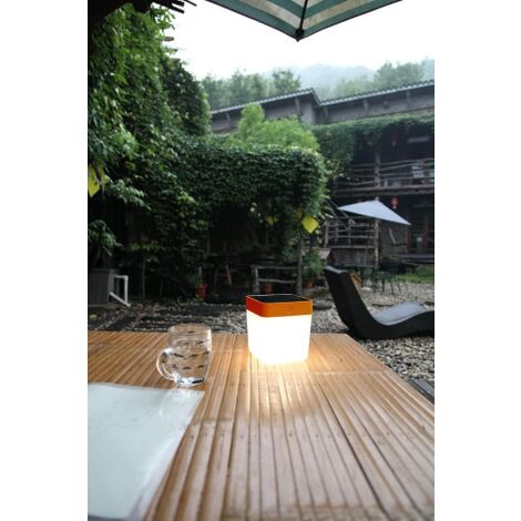 Duracell Lampada Da Tavolo Solare LED, 5 Lumen, Design Metallo Stagionato, Luce D'Atmosfera