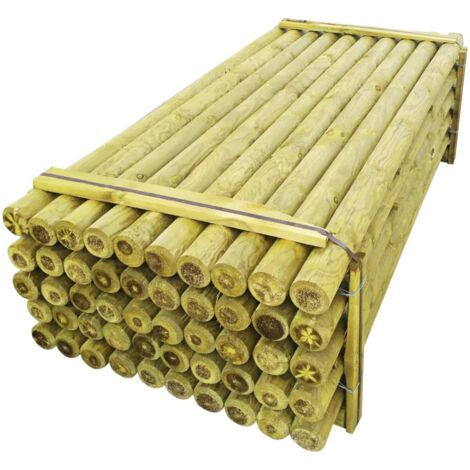 Holzpfähle