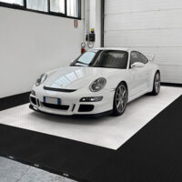 Kit da 62 piastrelle piene 10 mq SOGI PAV-04-BI2 in PP per pavimento officina e garage - colore bianco